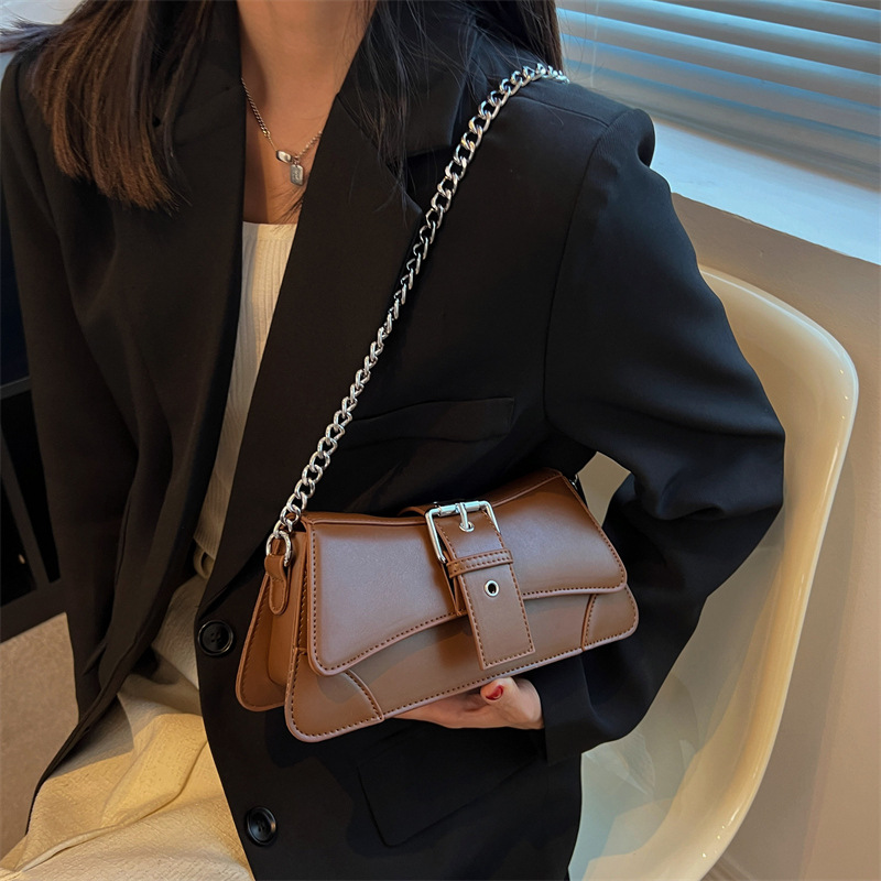 Vintage Retro Style Bag - Image 2