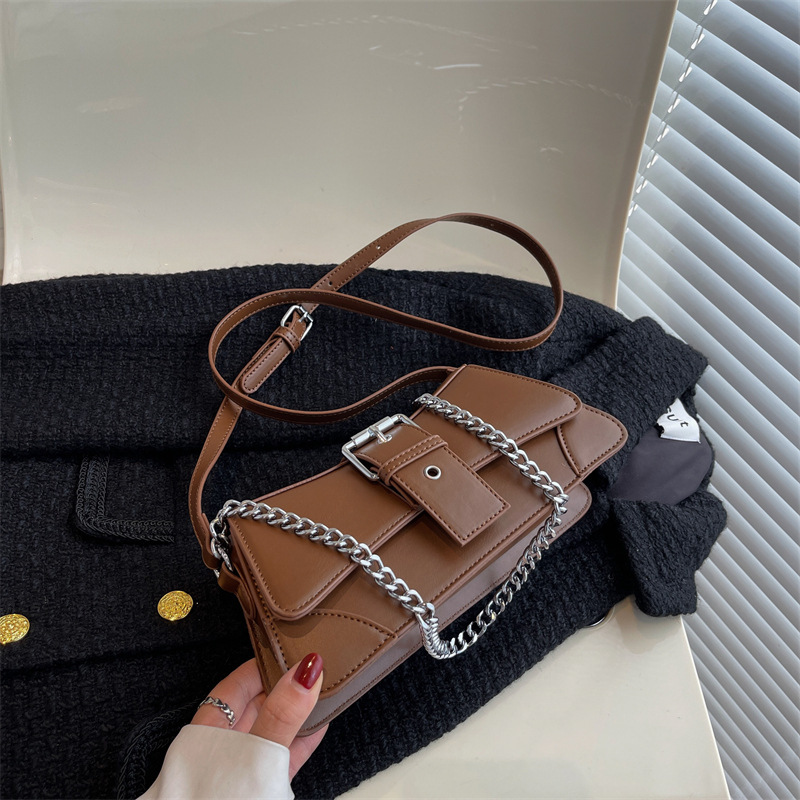 Vintage Retro Style Bag - Image 3